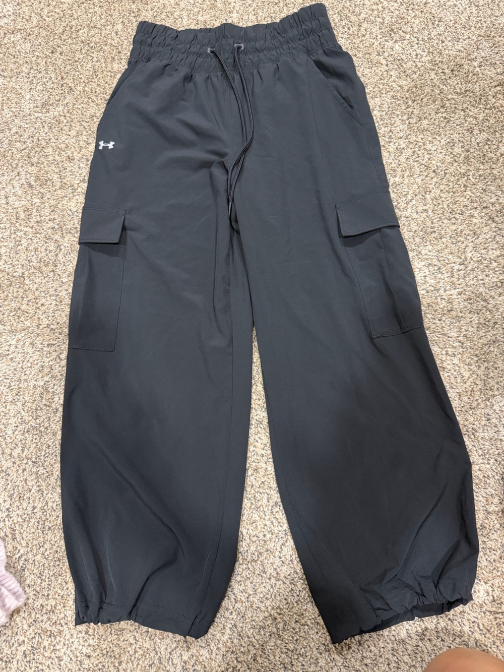 Under Armour Black Women's Cargo Joggers Ankle Pants
